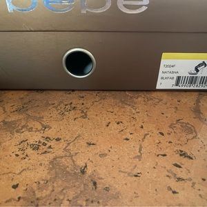 BEBE Natasha size 7